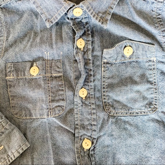 Baby Gap • Chambray Button Down Shirt - Picture 6 of 6